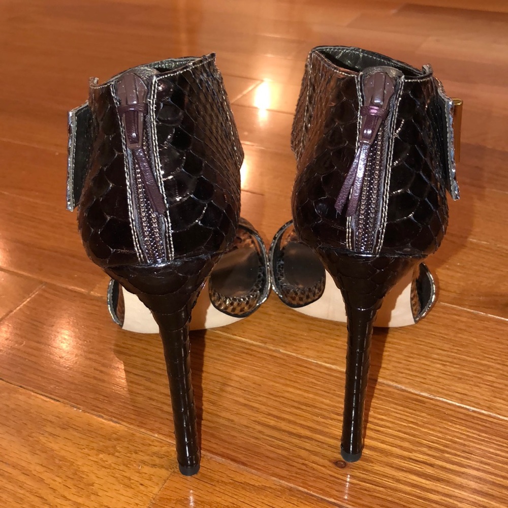 Brand New Python Stuart Weitzman Heel - image 5